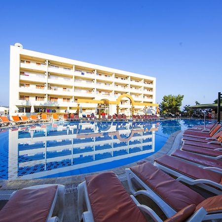 Tuntas Family Suites Κουσάντασι Εξωτερικό φωτογραφία
