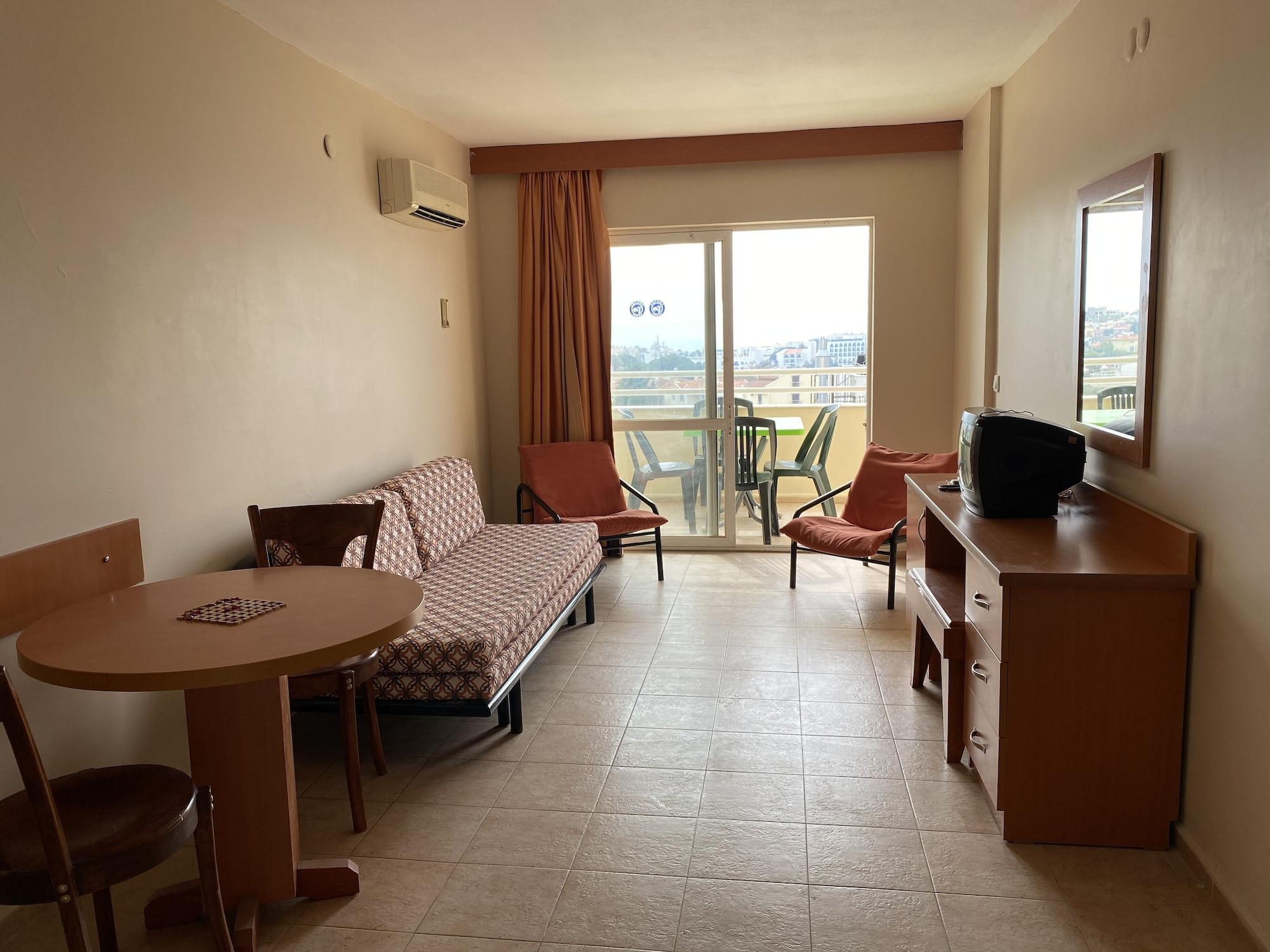 Tuntas Family Suites Κουσάντασι Εξωτερικό φωτογραφία