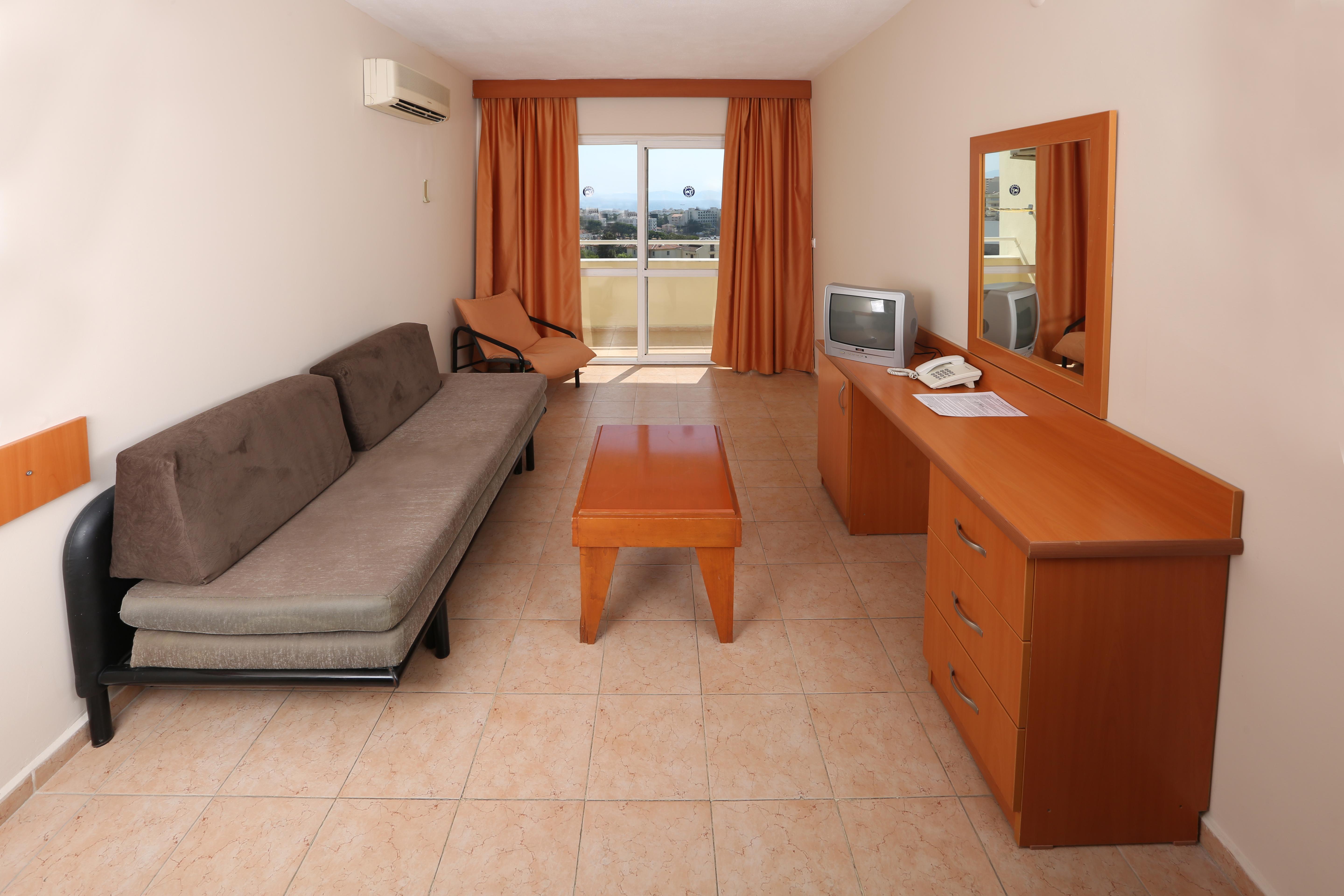 Tuntas Family Suites Κουσάντασι Εξωτερικό φωτογραφία