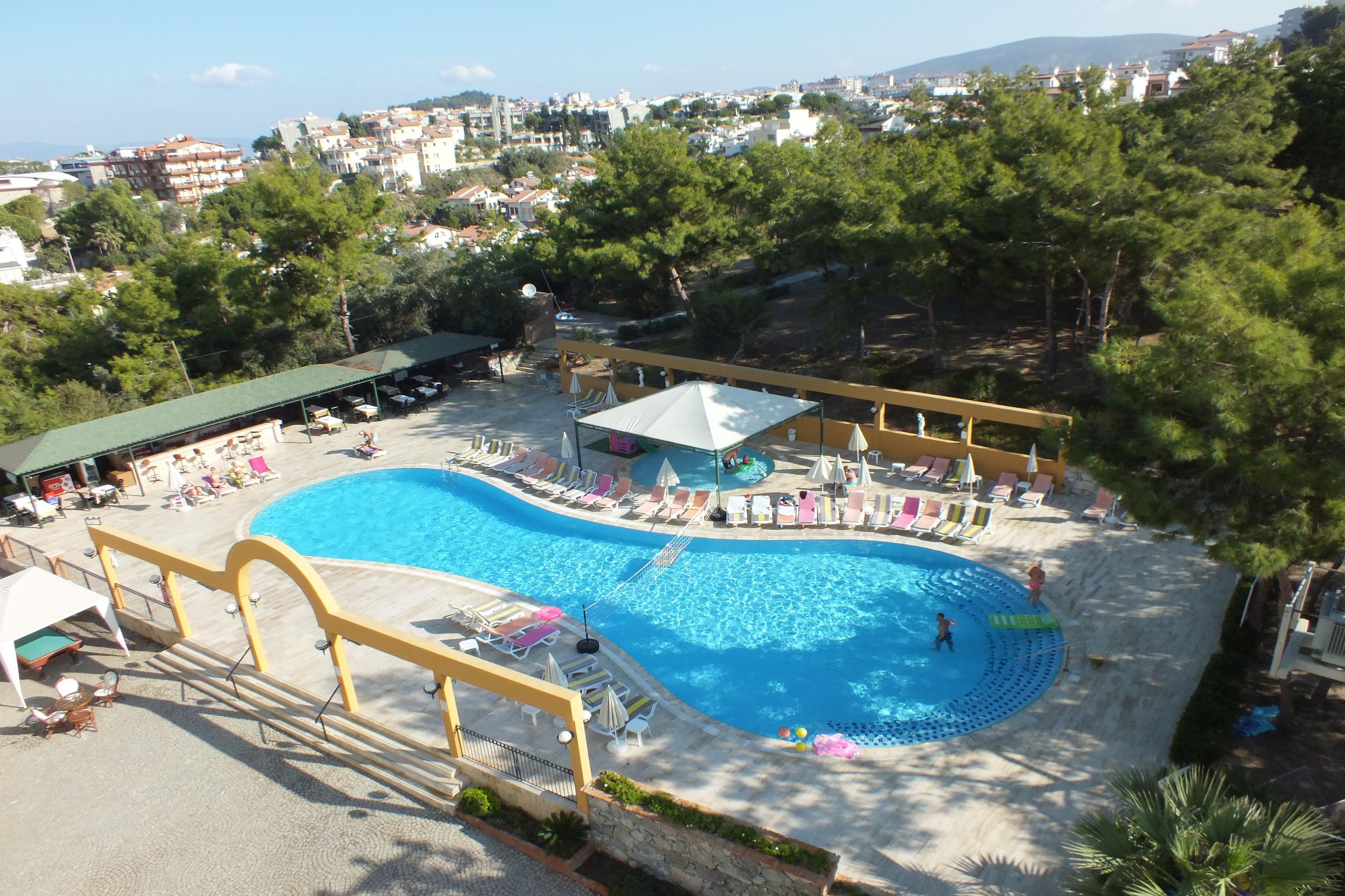 Tuntas Family Suites Κουσάντασι Εξωτερικό φωτογραφία